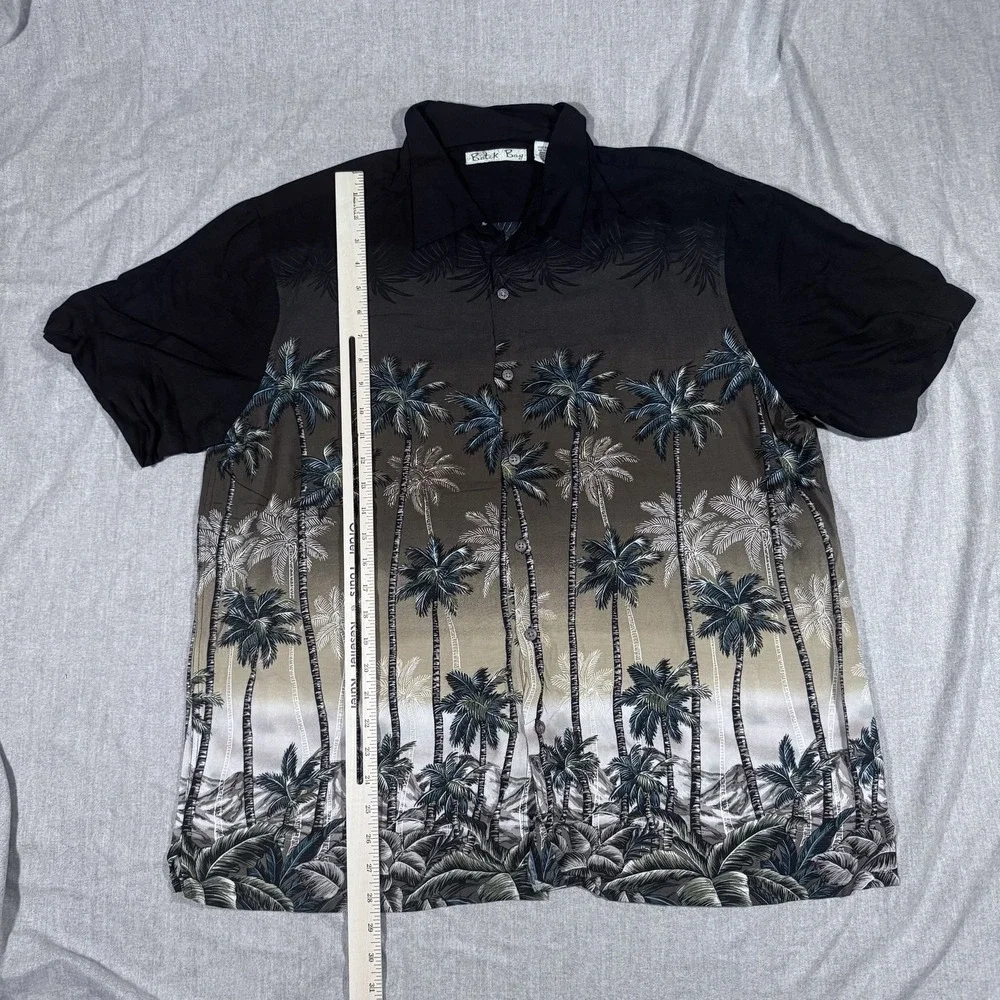 Batik Bay Shirt Mens XL Black Gray Palm Tree Hawaiian‎ Rayon Button Up Aloha